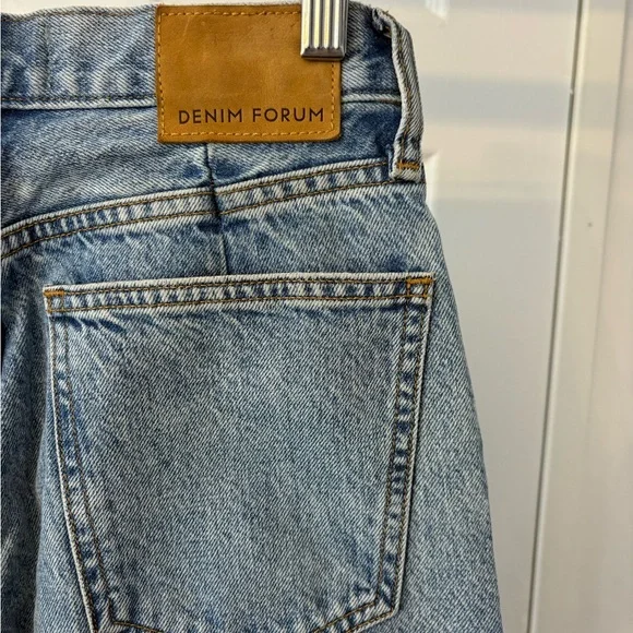 Aritzia Denim Forum The Anita Super High Loose Blue Jeans Size 24 Pleated Cotton - Picture 7 of 13